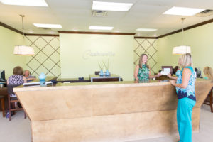 Cashwells Title Pawn - Manchester Expressway - Columbus, GA - welcome desk